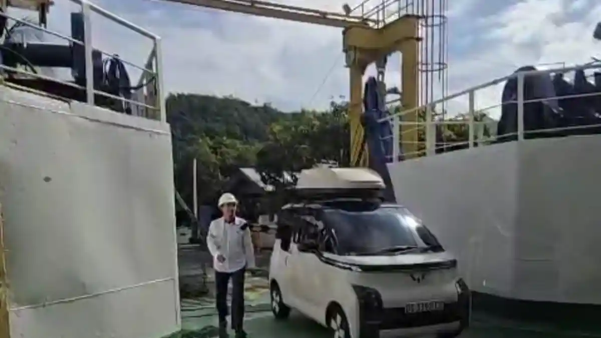 ASDP Perbolehkan Mobil Listrik Masuk Kapal Penyeberangan saat Nataru