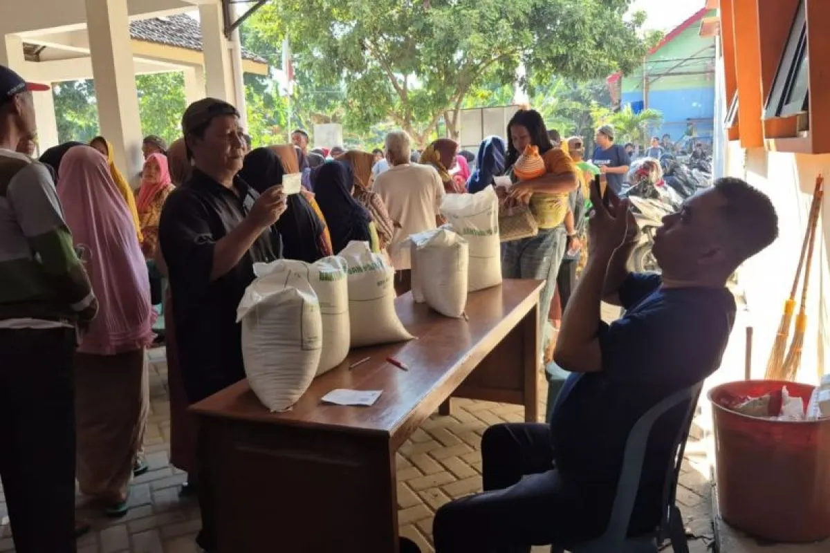 92.256 Penerima Manfaat di Pacitan Terima Bantuan Pangan dari Bulog