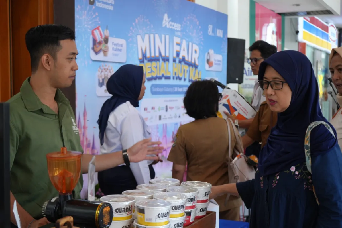Mini Fair Spesial HUT ke-81, KAI Daop 8 Hadirkan Pesta Kuliner Gratis hingga Cek Kesehatan