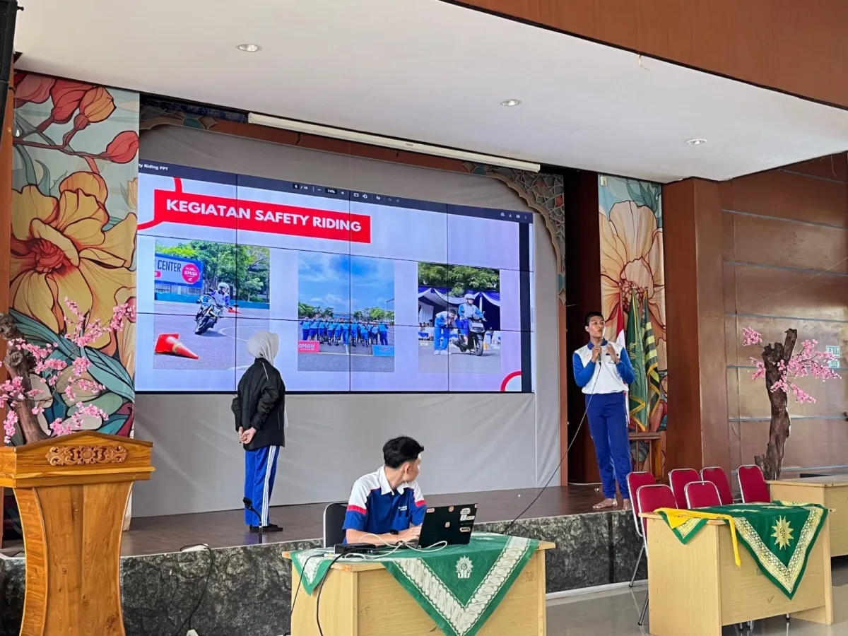 Perkuat Pembinaan Vokasi, SMK Muhammadiyah 1 Kepanjen Kembangkan Kompetensi Siswa melalui Safety Riding Lab