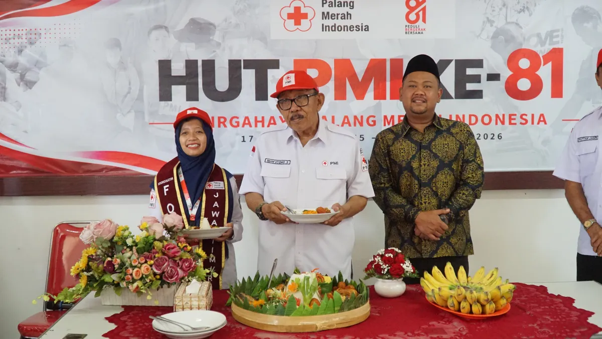 Bupati Gresik Ajak PMI Perkuat Kolaborasi Hadapi Musim Kemarau.