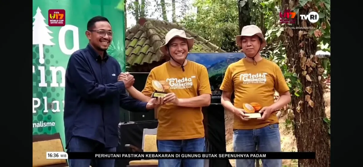 Cargill Indonesia Perkuat Kolaborasi Industri Hijau Lewat Diskusi Media dan Tanam Pohon di Prigen