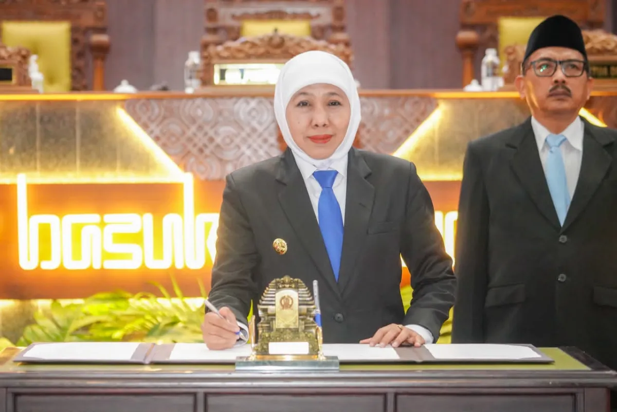 Gubernur Khofifah dan DPRD Jatim Setujui Raperda  Tentang Penghormatan, Perlindungan dan Pemenuhan Hak Penyandang  Disab