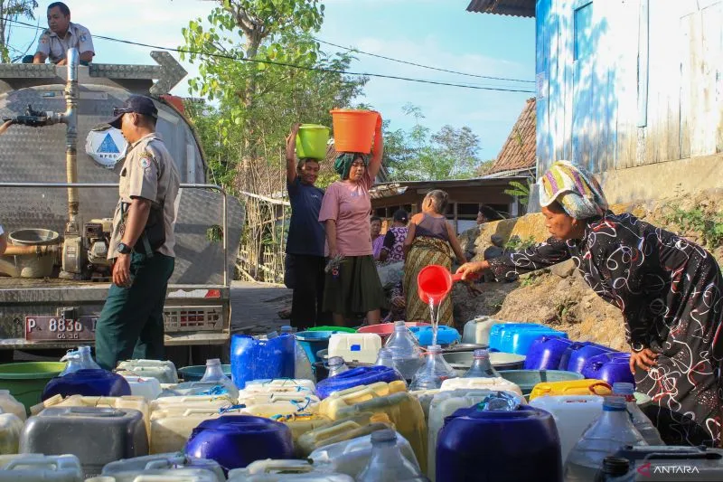 Pemkab Situbondo Bangun Pompa Air Atasi Krisis Air di Wilayahnya