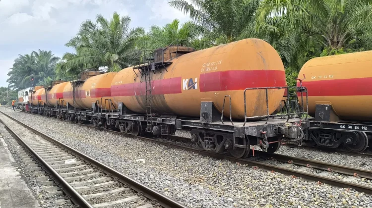 Hingga Agustus KAI Catat Angkutan Perkebunan Capai 683 Ribu Ton