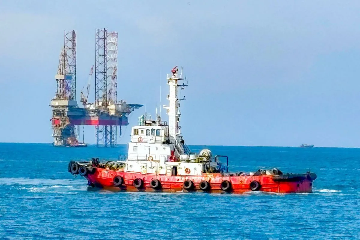 Dukung Kilang Balongan, Kapal Pertamina Trans Kontinental Siaga 24 Jam