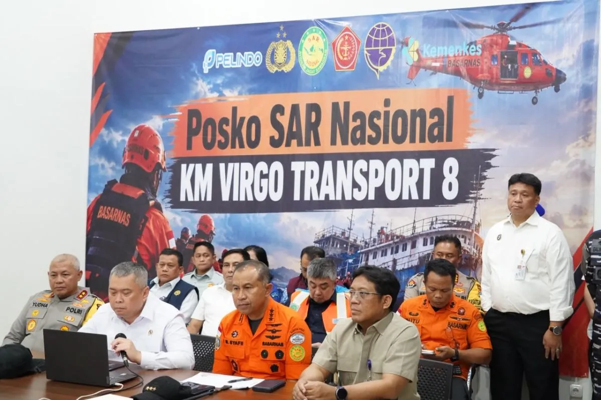 Menhub Dody dalam konferensi pers terkait tenggelamnya KM Virgo Transport 8 di Perairan Banjarmasin