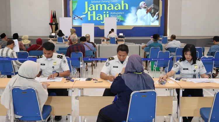 Jelang Haji 2027, 160 CJH Nganjuk Urus Paspor di Imigrasi Kediri