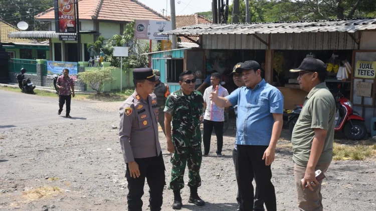 Bupati Subandi Instruksikan Pelebaran Jalan Simpang Jabon Sidoarjo