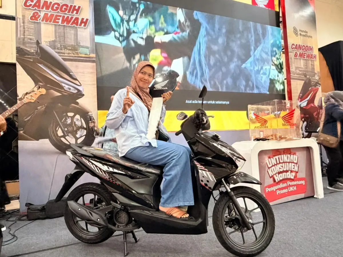Roadshow Honda PCX Hadir di Magetan, MPM Honda Jatim Suguhkan Hiburan dan Undian Hadiah UKH