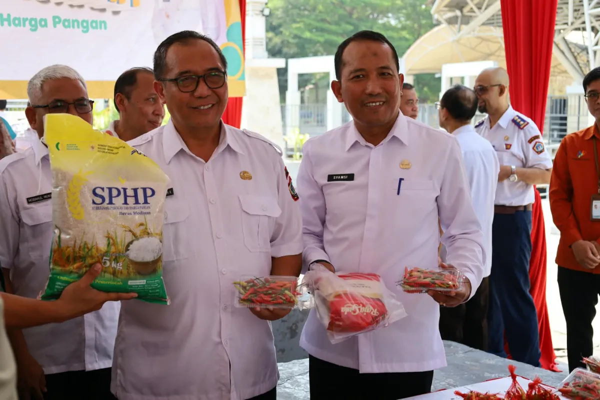 Pemkab Gresik Gelar Gerakan Pangan Murah di GOR WEP