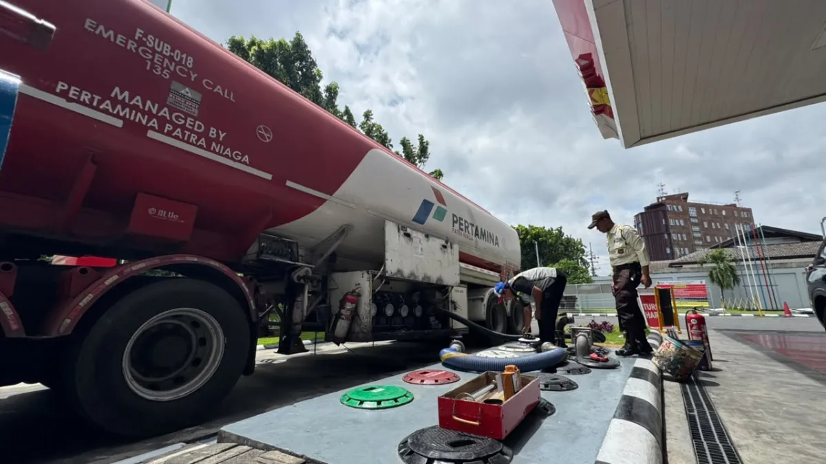 Pertamina Jatimbalinus mankan Pasokan BBM di Jawa Timur melalui Penerimaan Kapal Tanker Secara Bertahap