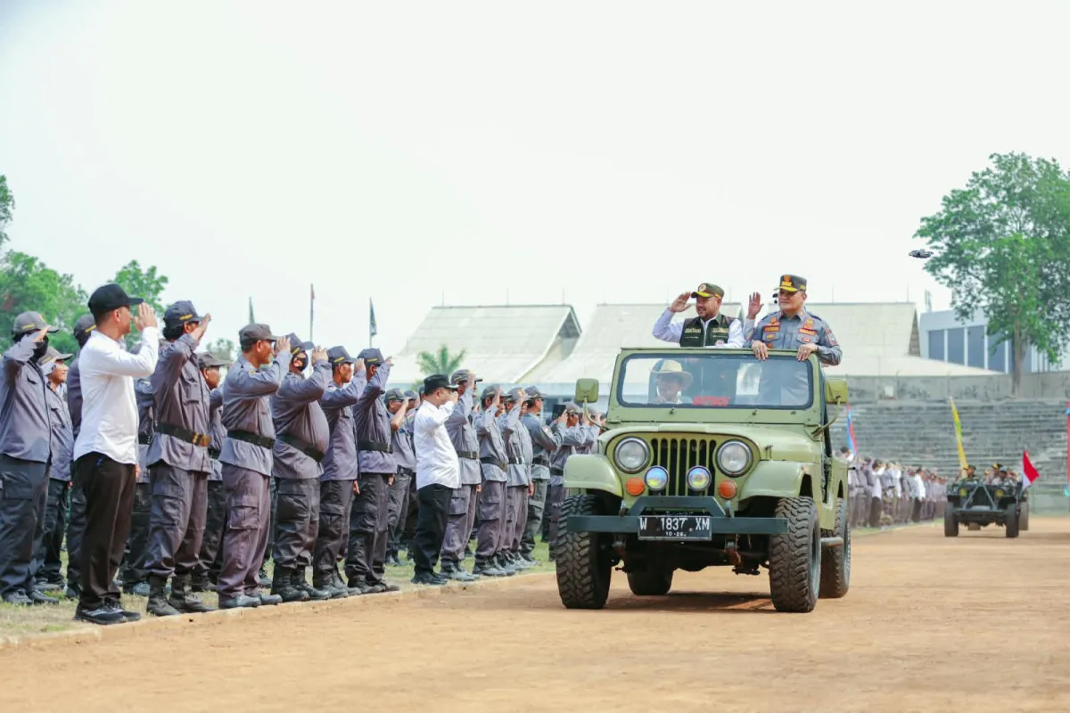 Libatkan 3.500 Peserta, Apel Akbar ASLINMAS Gresik Tekankan Keamanan dan Kepedulian Sosial