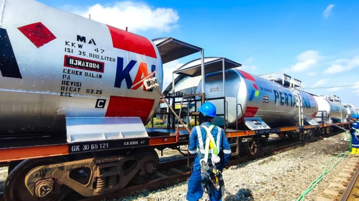 KAI Logistik Catat Kenaikan Angkutan BBM, Tembus 2,1 Juta Ton Hingga Agustus 2026