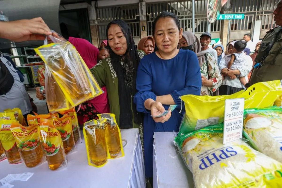Tekan Inflasi, Pemkot Surabaya Gelar Gerakan Pangan Murah di 31 Kecamatan