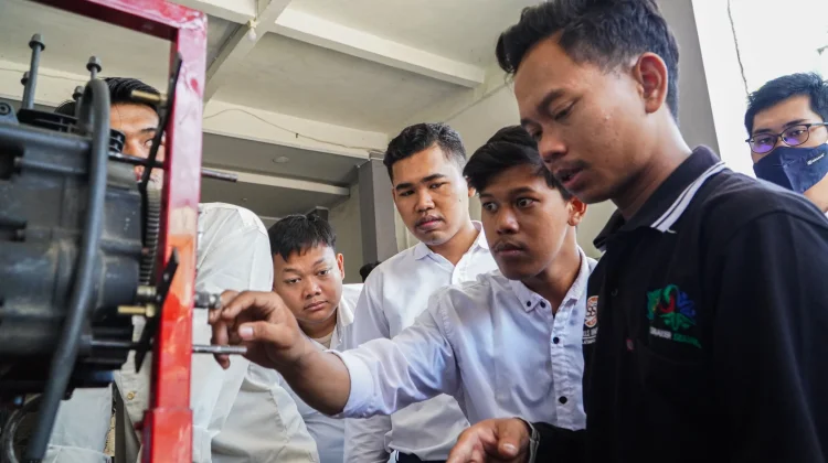 Pemkab Sidoarjo Bekali Warga Keterampilan Mekanik Motor