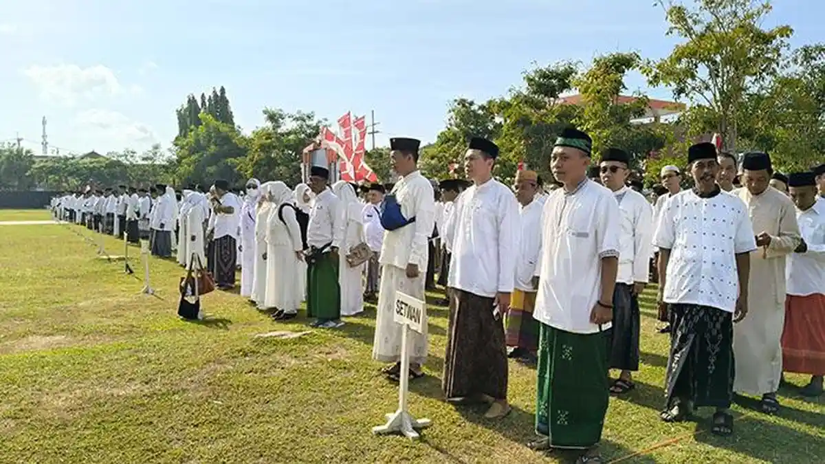 Sambut Hari Santri, Pemkab Sumenep Wajibkan ASN Kenakan Busana Santri