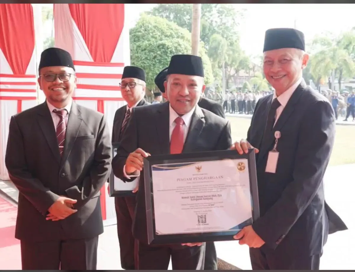  RSUD Moh. Zyn Sampang Raih Ppenghargaan Pengelolaan Kearsipan