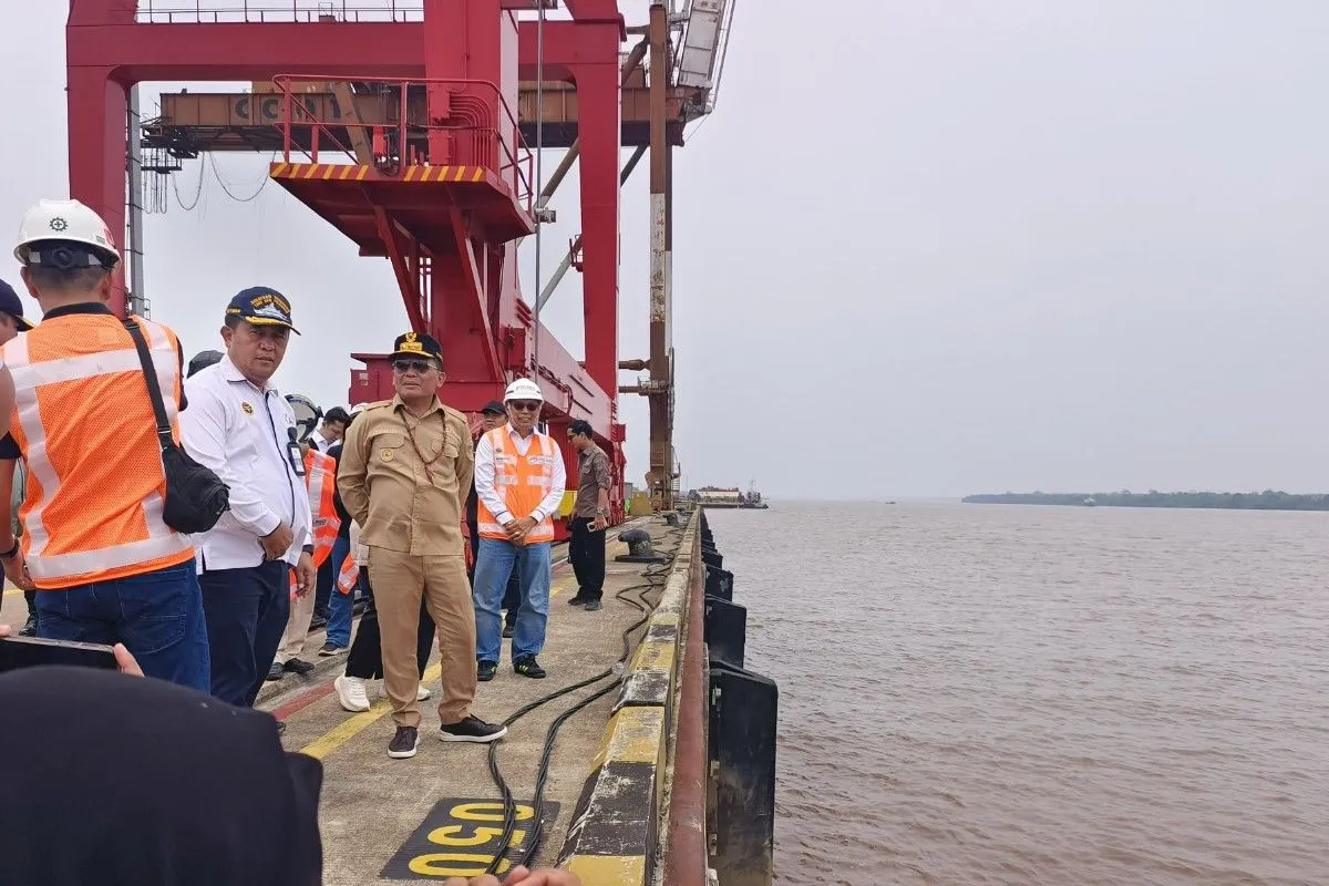Gubernur Kalteng Pastikan Aktivitas TPK Bagendang Tetap Normal di Tengah Karhutla