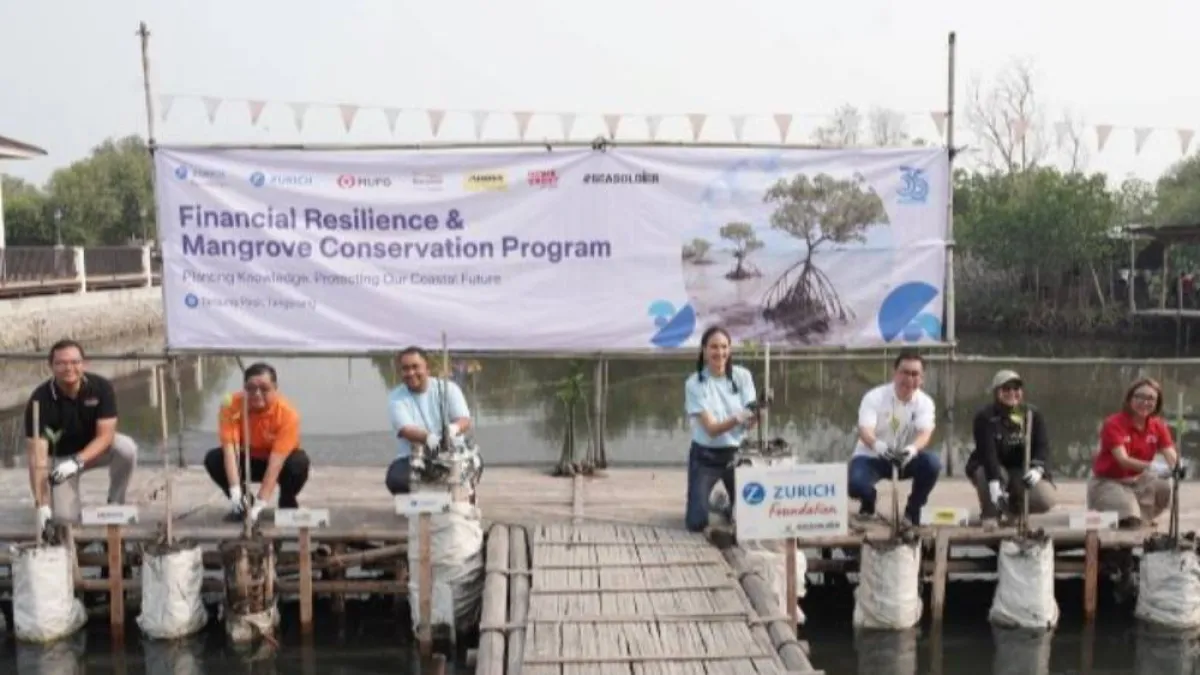 Zurich dan MUFG Group Tanam 1.000 Mangrove di Tanjung Pasir, Dukung Pelestarian Pesisir