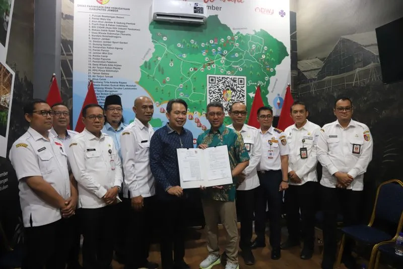 Pemkab Jember Perpanjang Kerjasama Penerbangan Jember-Jakarta
