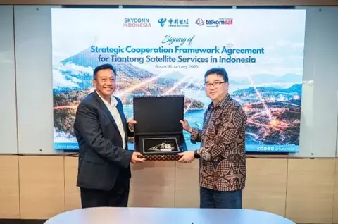 Telkom Jalin Kerja Sama Strategis dengan China Telecom Satellite