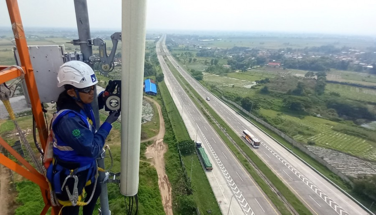Trafik data XLSmart sepanjang libur panjang Natal dan Tahun Baru 2026 (Nataru) meningkat signifikan sebesar 12%