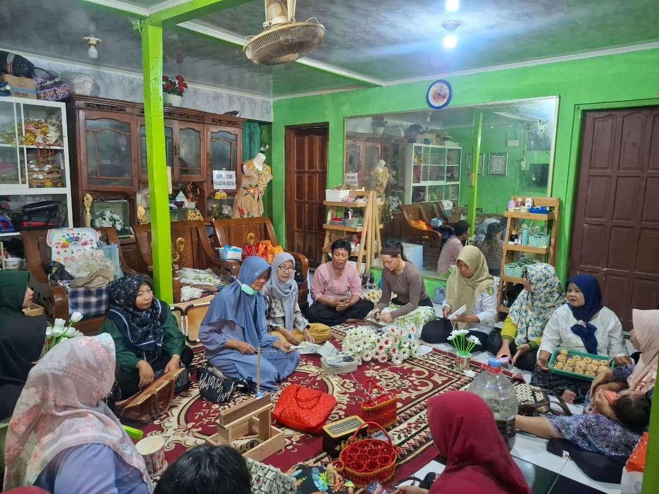 Program Worldpacker di Kelurahan Wisata dan Budaya (Kawista) Kenongo Sehati, Kelurahan Winongo, Kota Madiun