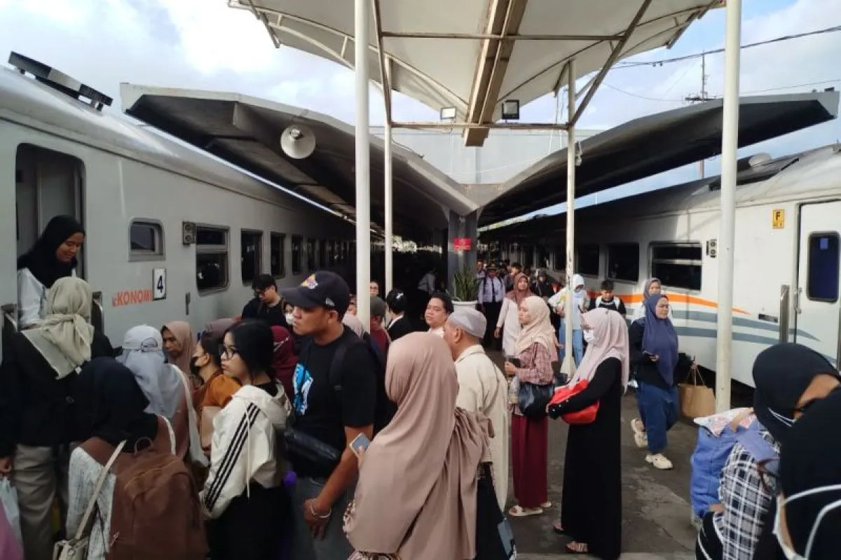 Stasiun Malang Layani 146.020 Penumpang Selama Angkutan Nataru