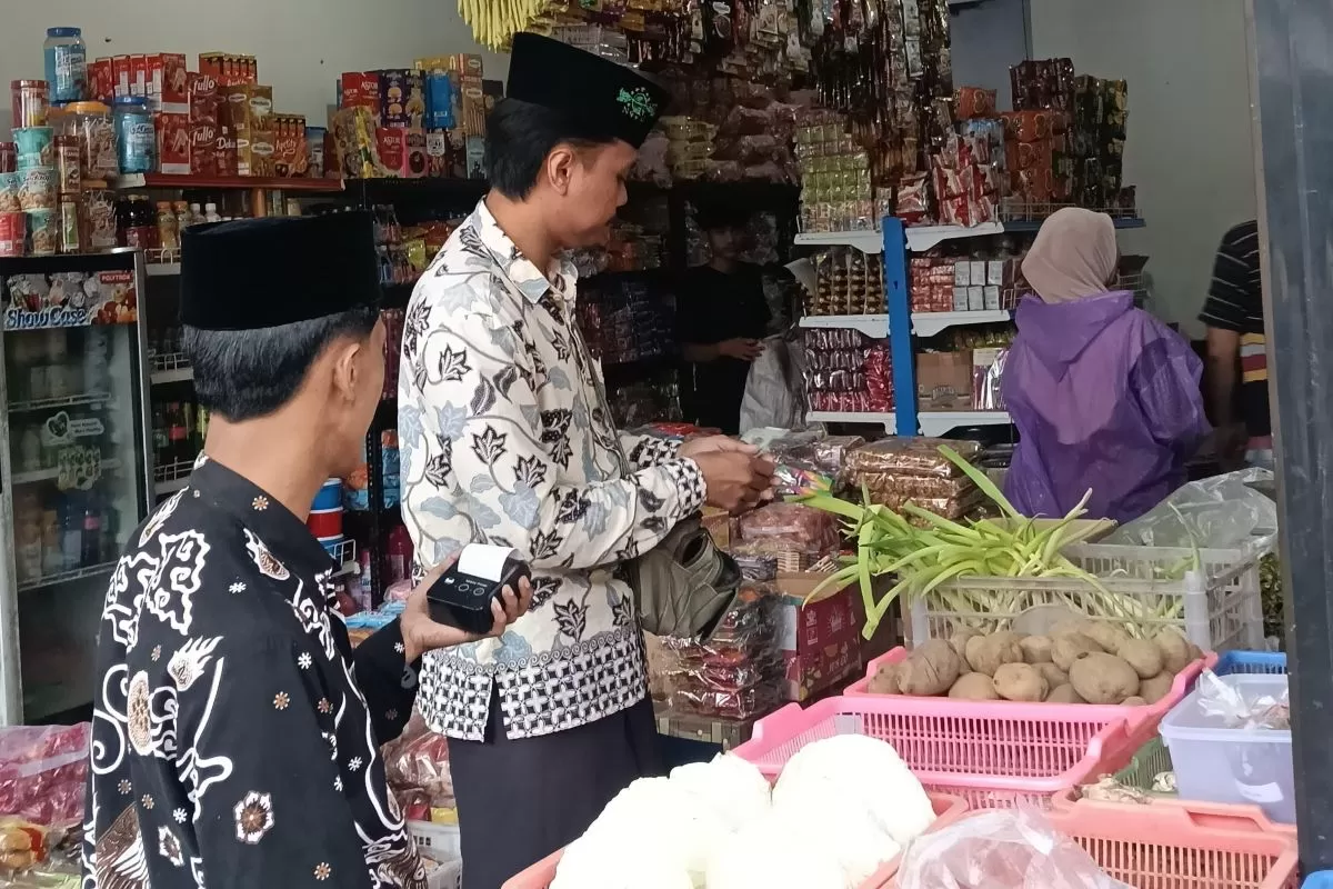 Kapal Terhenti Akibat Cuaca Buruk, Stok Pangan di Pulau Bawean Menipis