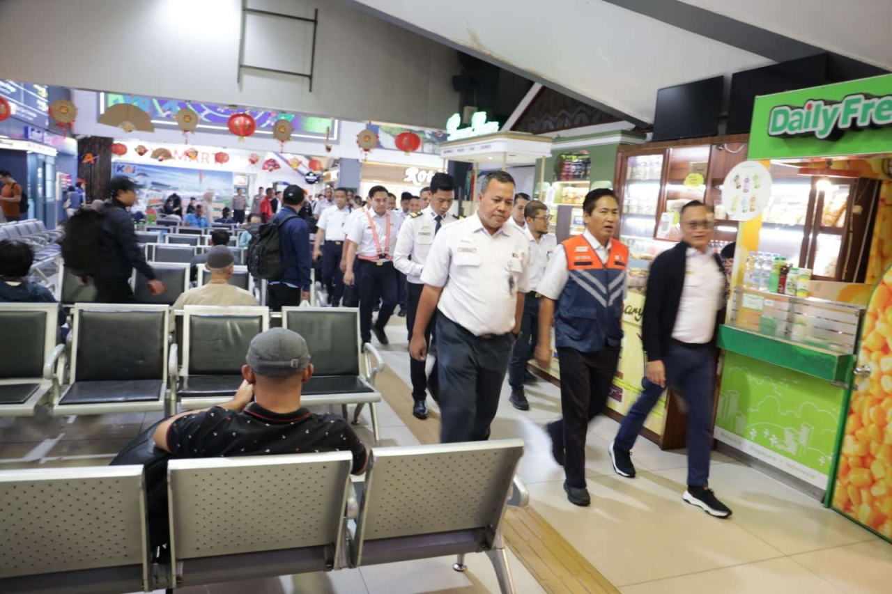 PT Kereta Api Indonesia (KAI) menggelar inspeksi lapangan menggunakan Kereta Api Inspeksi di jalur utara Pulau Jawa.