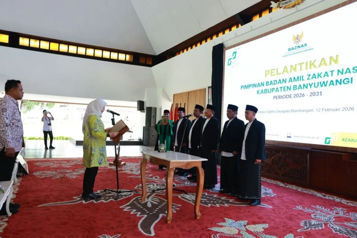 Bupati Ipuk Lantik Pengurus BAZNAS Banyuwangi