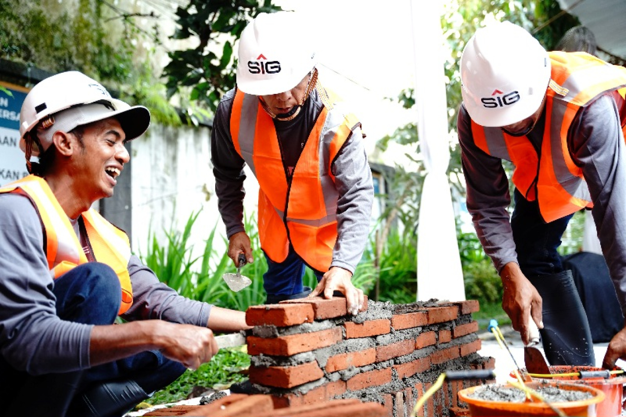 Diikuti oleh 500 peserta, program Pelatihan dan Sertifikasi Ahli Bangunan SIG diselenggarakan serentak