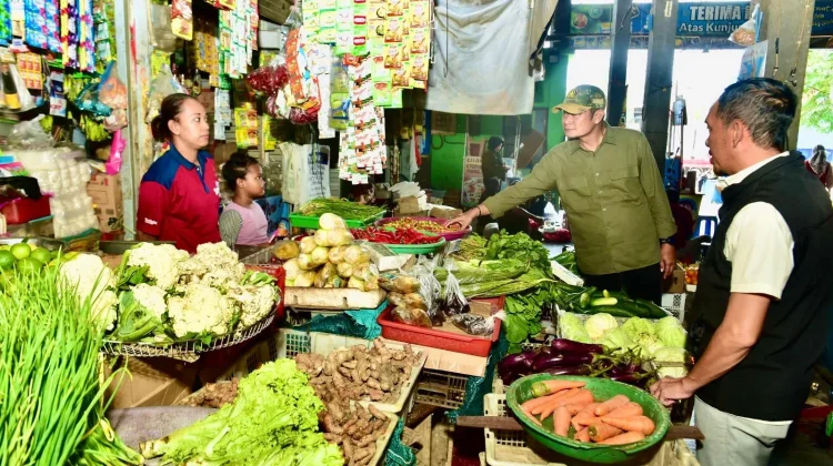 Bupati Lamongan Pastikan Stok Pangan Aman Jelang Ramadan