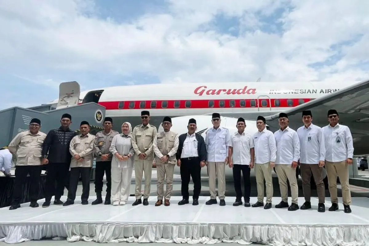 Garuda Hibahkan Pesawat untuk Manasik Haji Umrah ke Aceh