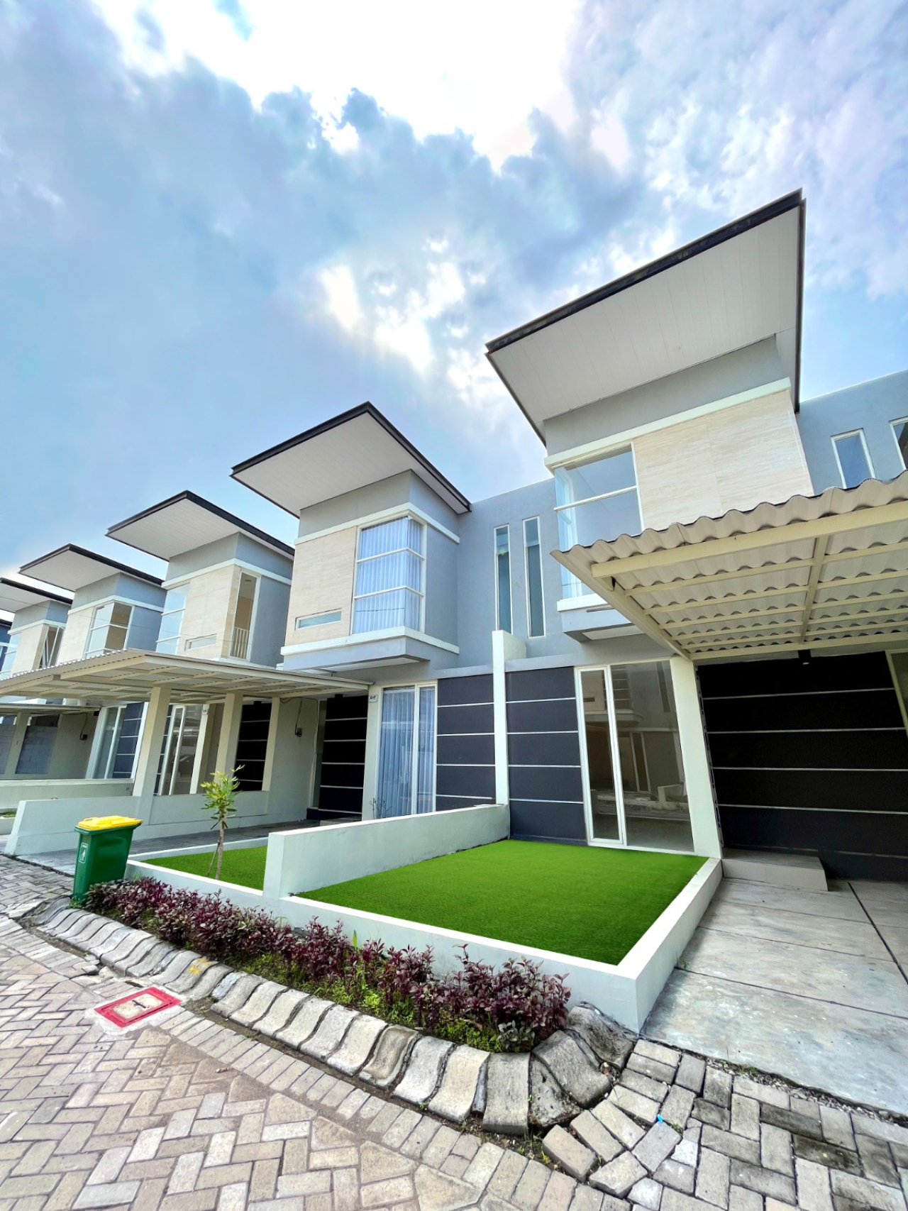 Green Garden menghadirkan promo rumah terbaru dengan berbagai keunggulan yang menjadikannya salah satu perumahan paling diminati di pusat Kota Gresik