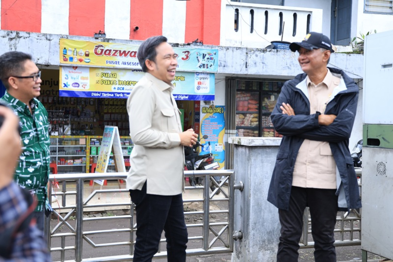 Menteri PU Dody Hanggodo saat melakukan kunjungan kerja ke Jember