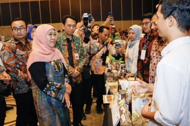 Gubernur Khofifah : Dukungan Bank Jatim ke UMKM Dorong Pemerataan Ekonomi