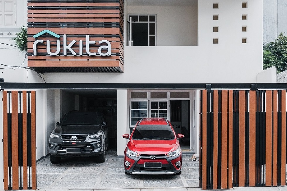 Rukita Lebarkan Saya ke Surabaya, Buka Gerai di Keputih