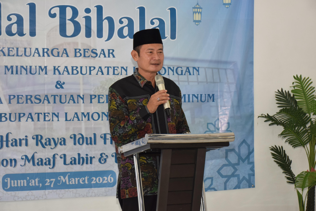 Pak Yes ini saat menghadiri acara Halalbihalal di kantor SDA BK Lamongan