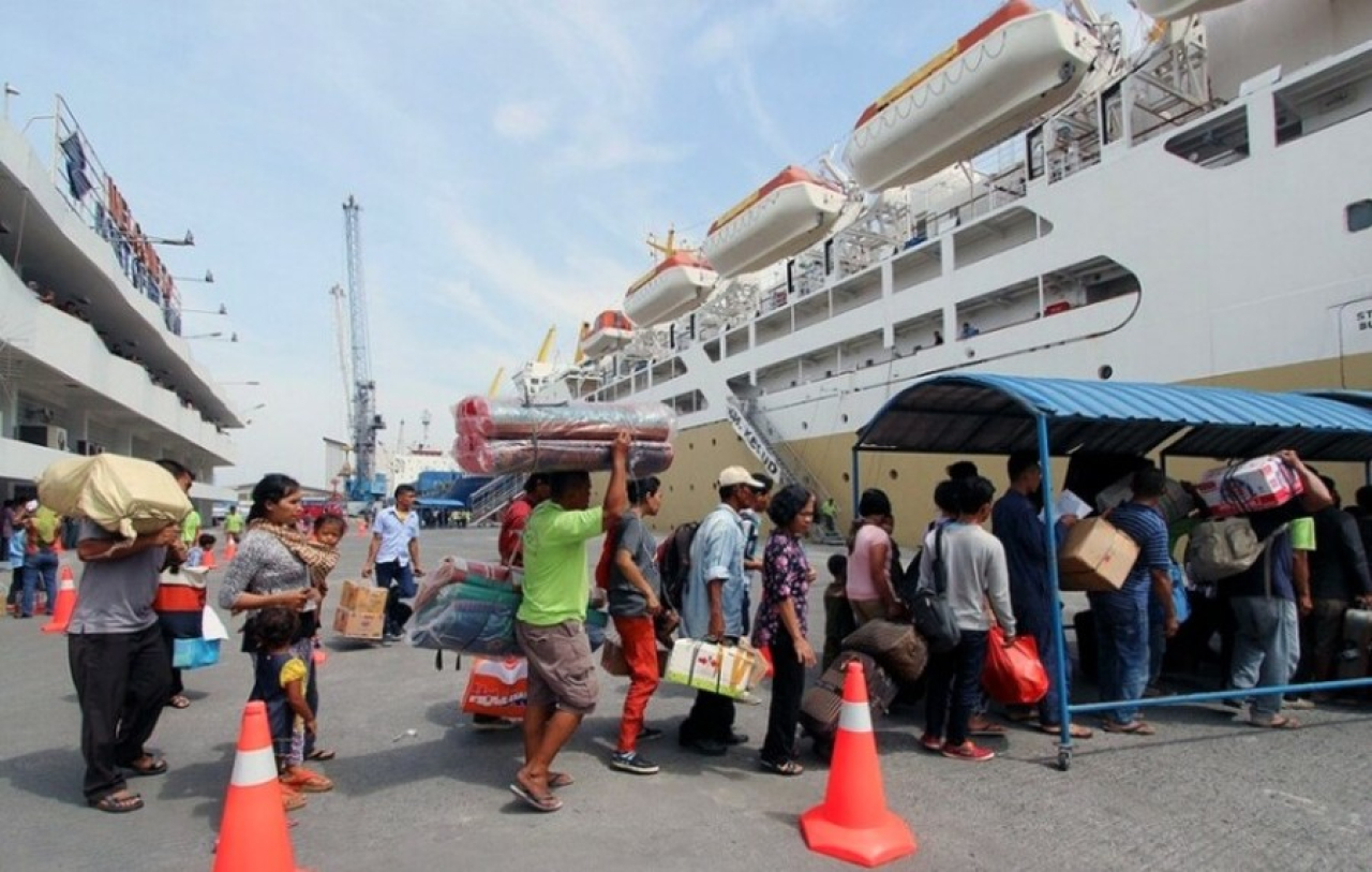 Kementerian Perhubungan (Kemenhub) menggelar operasi angkutan laut Lebaran 2026 dengan menyiagakan 814 unit kapal yang memiliki total kapasitas angkut hingga 3,2 juta