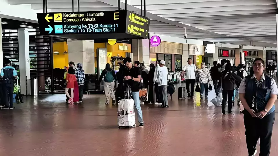 203 Orang Padati Bandara Soetta di Puncak Arus Balik