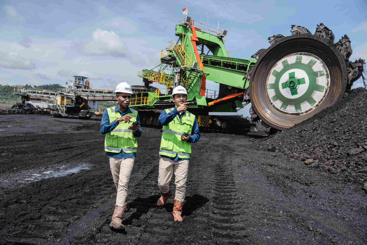 Kegiatan produksi batu bara PT Bukit Asam