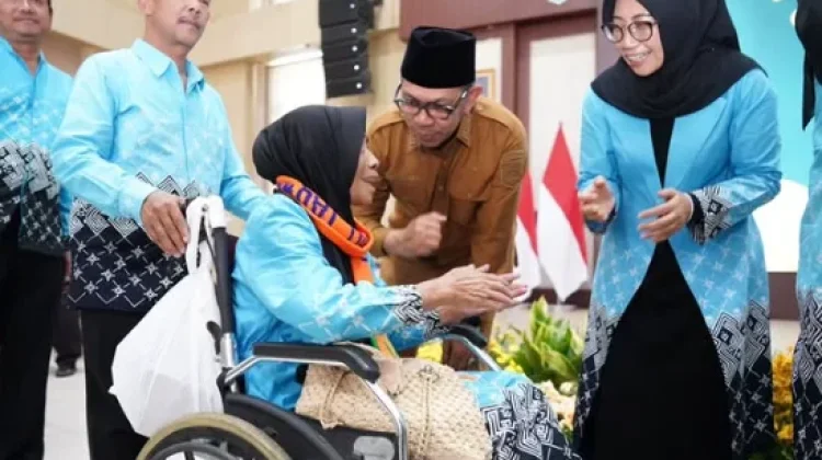 Wali Kota Batu Berangkat Haji, Kendali Pemerintah Dipegang Wawali