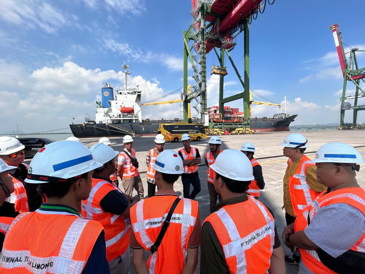 Pelatihan yang berlangsung selama tiga hari, mulai 31 Maret hingga 2 April 2026 di Pelindo Place Surabaya ini merupakan hasil kolaborasi antara TTL dan PT Pendidikan Maritim dan Logistik Indonesia (PMLI)