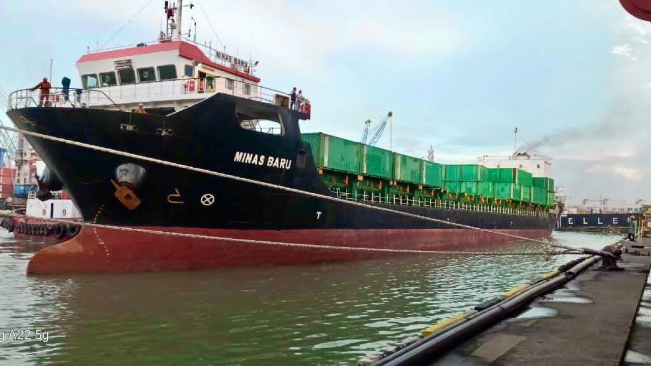 KSOP Utama Tanjung Perak Surabaya bersama PT Terminal Teluk Lamong (TTL), dengan melaksanakan uji coba penataan Zona Labuh 2