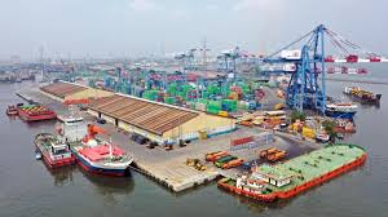 Kawasan Pelabuhan Tanjung Priok yang dikelola PT Pelabuhan Tanjung Priok (PTP Nonpetikemas)