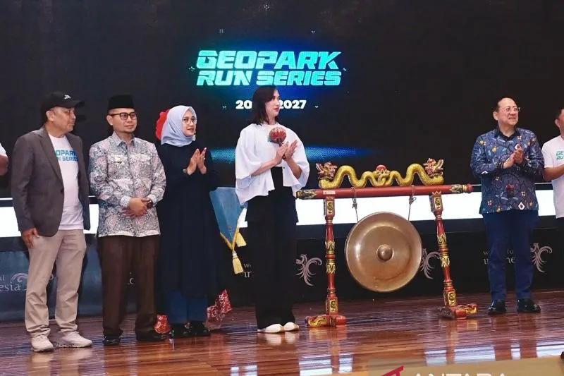 Bupati Ipuk Apresiasi Banyuwangi Jadi Tuan Rumah Geopark Run Series