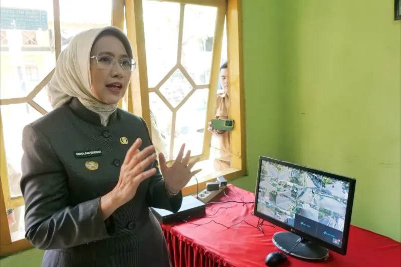Bupati Lumajang Indah Amperawati dalam keterangannya