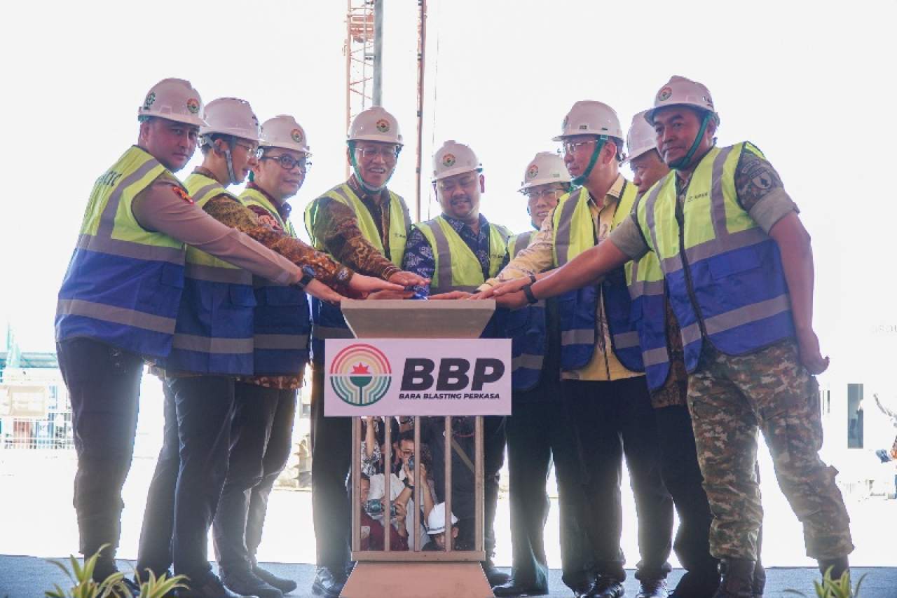 Proyek Nitrate Complex milik PT Bara Blasting Perkasa resmi memasuki tahap groundbreaking di Kawasan Industri Maspion